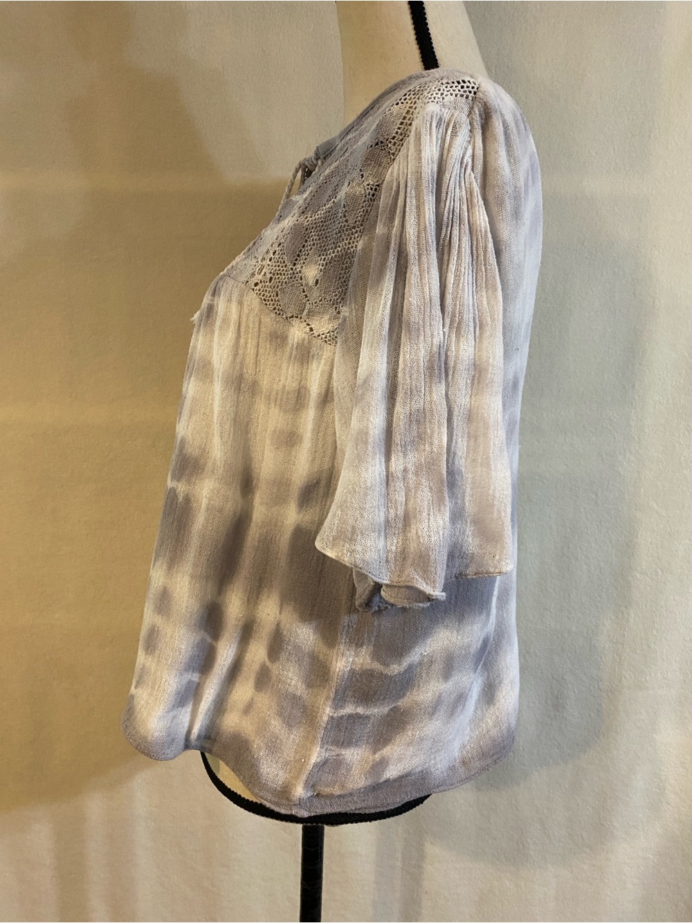 Jen's Pirate Booty grey white tie dye double gauze cropped blouse top - Picture 4 of 10